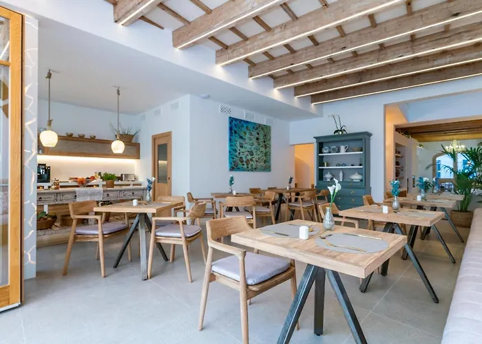 S'antiga Adults Only